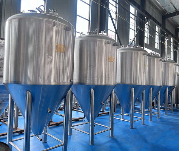 精釀啤酒設備廠家教您改善啤酒苦味方法